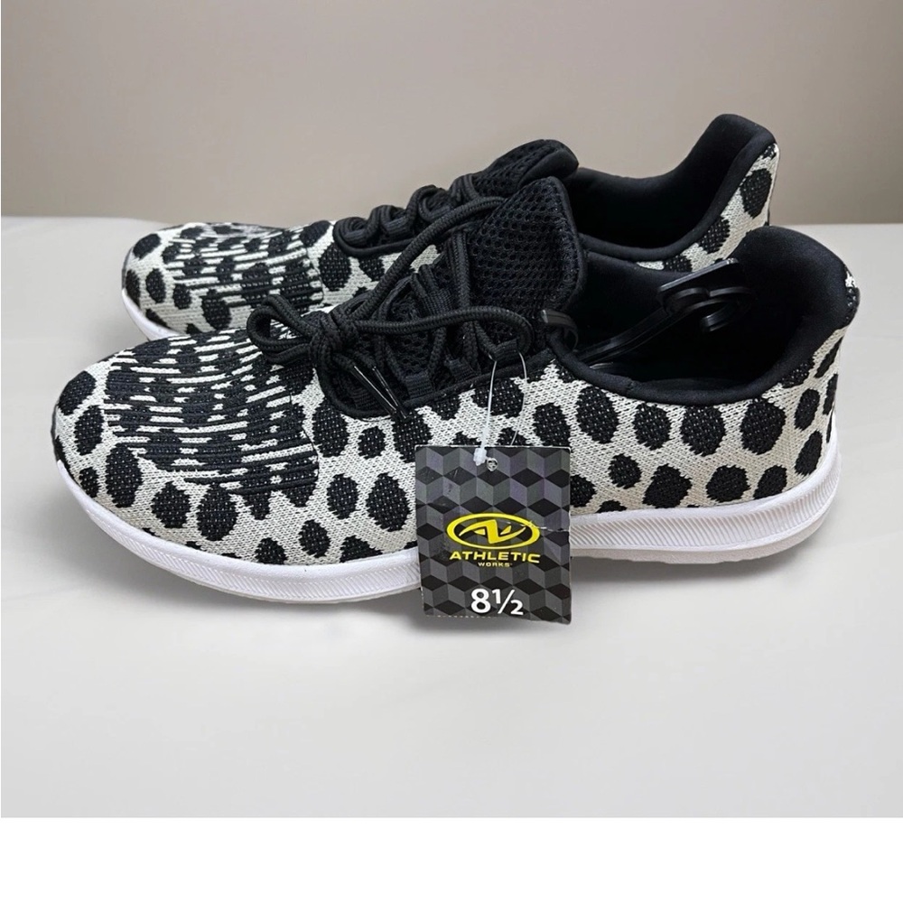 Athletic Works Snow Leopard Shoes Women Size 8.5 - Picture 4 of 11